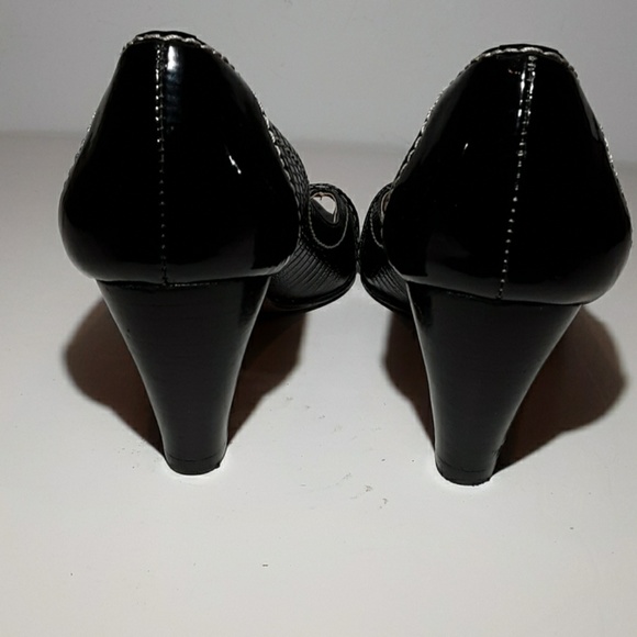 Corello black leather croco print heels - Picture 2 of 8